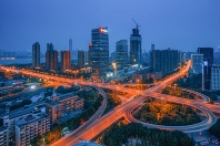 商業(yè)綜合體泛光照明：場(chǎng)景化設(shè)計(jì)與商業(yè)價(jià)值提升